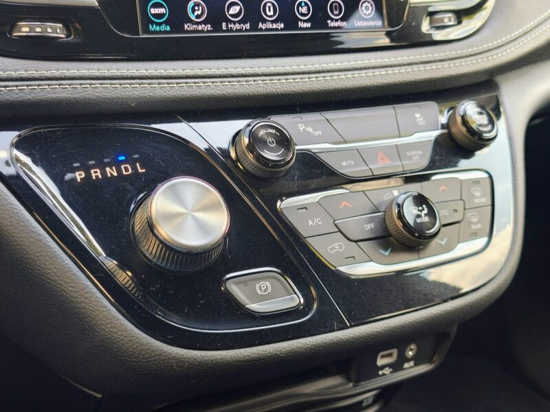 Chrysler Pacifica