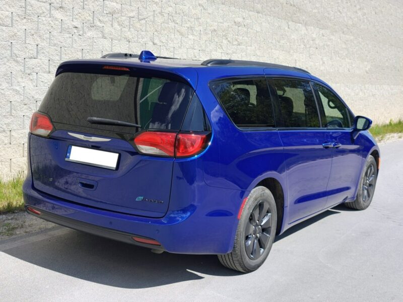 Chrysler Pacifica