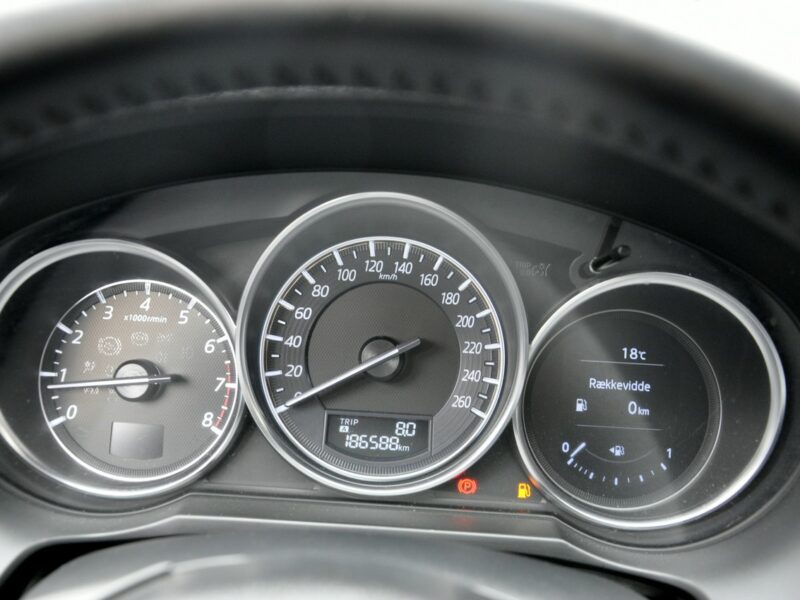 Mazda 6 2,0i 145KM SkyActiveG/Lift/Navi/Alufelgi/PDC/Serwis/GwArAnCjA III (2012-)