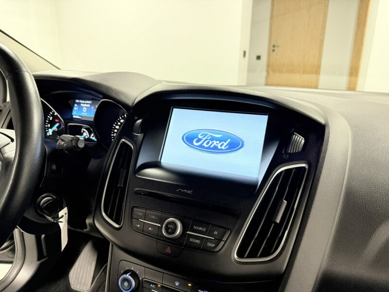 Ford Focus 1.0 TURBO 100KM*Start Stop*FACE LIFT*Alu 17*Klima*Navi SYNC* IDEALNY Mk3 (2010-2018)