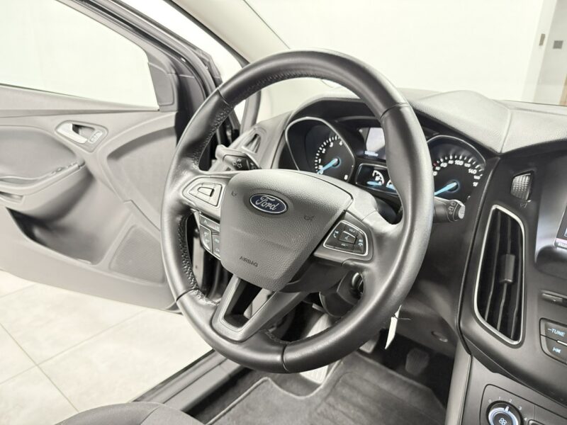 Ford Focus 1.0 TURBO 100KM*Start Stop*FACE LIFT*Alu 17*Klima*Navi SYNC* IDEALNY Mk3 (2010-2018)