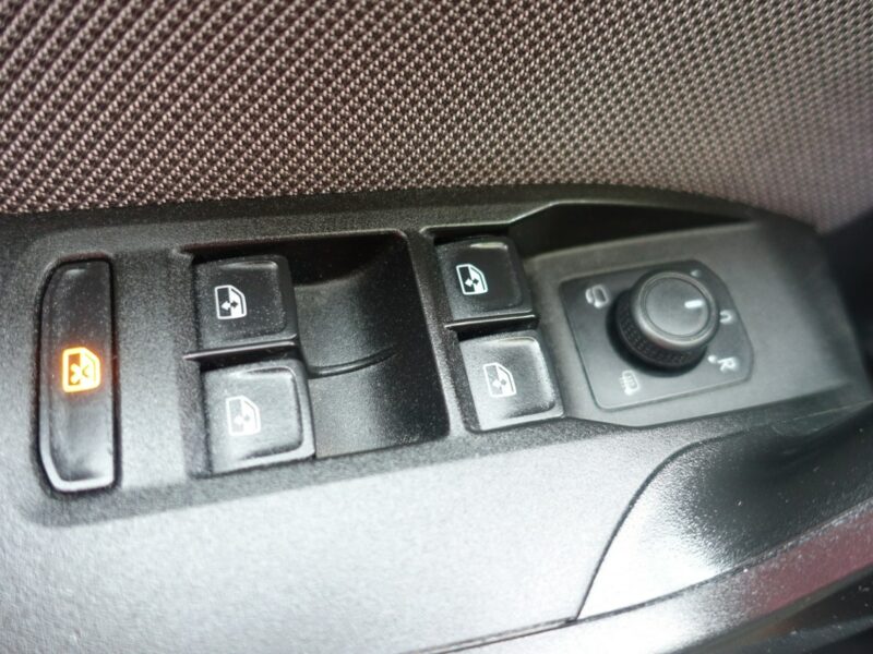 Seat Leon *FV 23%* DSG 2.0 TDI 150KM * Org. Lakier Bezwypadkowe *Pełny Serwis* IV (2020 - )
