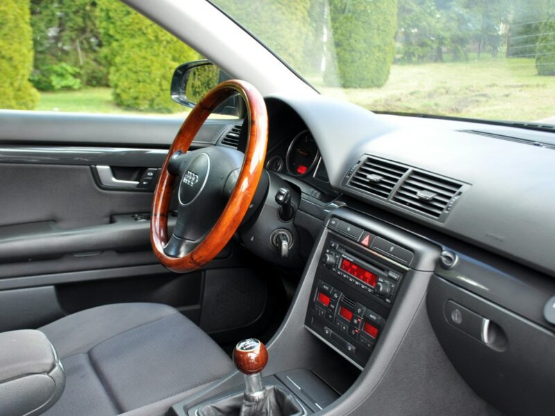 Audi A4 1.9TDi(130KM)*Bi-Xenon*Klimatronik*Welur*Reling*Szyber*Alu17"ASO Audi B6 (2000-2004)