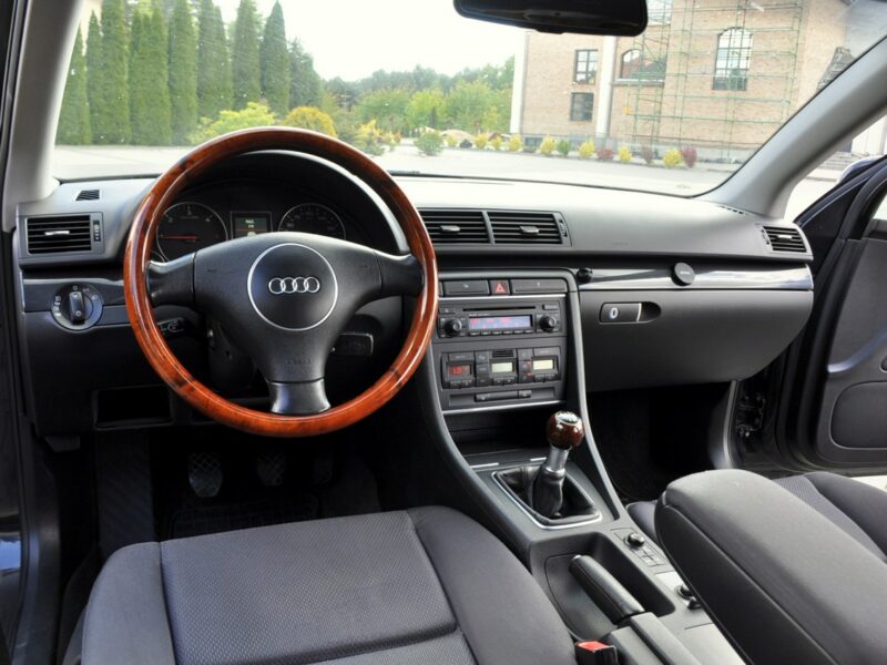 Audi A4 1.9TDi(130KM)*Bi-Xenon*Klimatronik*Welur*Reling*Szyber*Alu17"ASO Audi B6 (2000-2004)