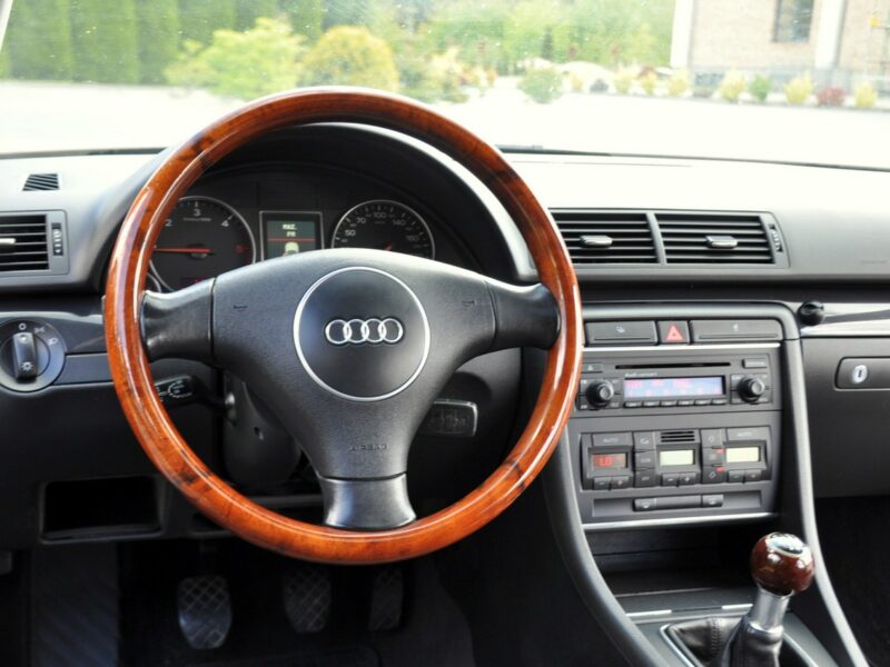 Audi A4 1.9TDi(130KM)*Bi-Xenon*Klimatronik*Welur*Reling*Szyber*Alu17"ASO Audi B6 (2000-2004)