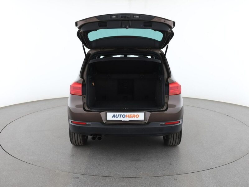 Volkswagen Tiguan 4X4 Navi Kamera cofania Hak Automatyczna klimatyzacja Podgrzewane fote I (2007-2016)