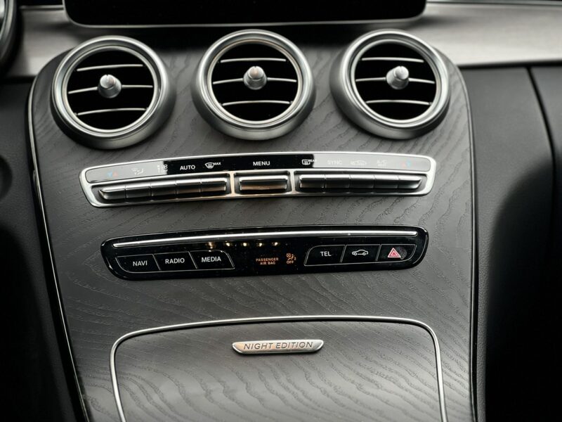 Mercedes C 300 C300 NIGHT EDITION Stan bardzo dobry I właściciel Bezwypadkowy W205 (2014-2021)