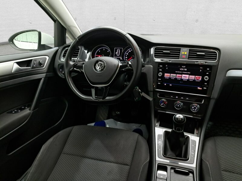 Volkswagen Golf VII (2012-)