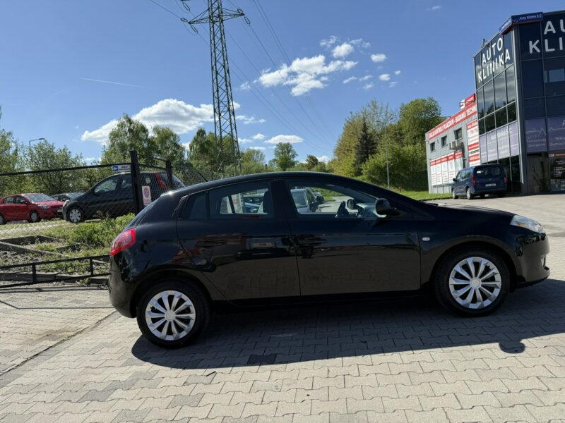 Toyota Corolla Verso III (2004-2009)