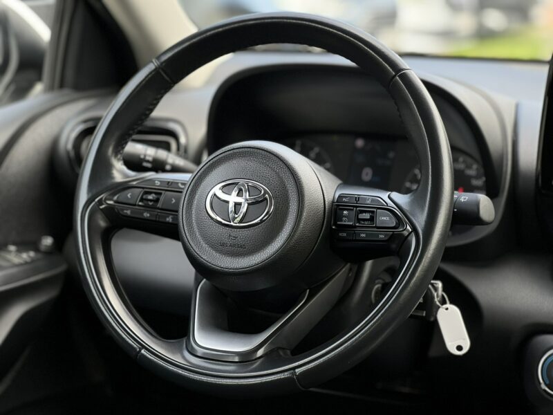 Toyota Yaris Salon Polska Poleasingowy I właściciel Serwis ASO VAT 23% Bezwypadkowy IV (2020-)