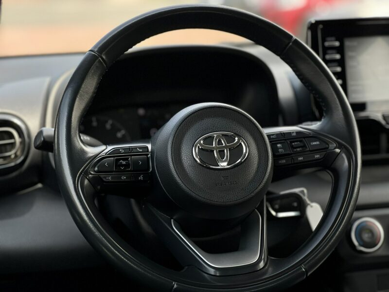 Toyota Yaris Salon Polska Poleasingowy I właściciel Serwis ASO VAT 23% Bezwypadkowy IV (2020-)