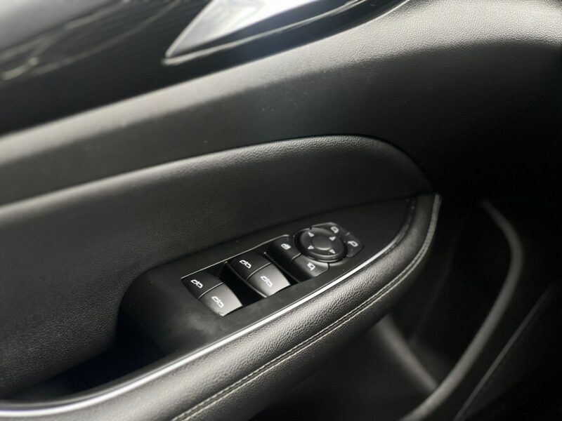 Opel Insignia Salon Polska Poleasingowy I właściciel Serwis ASO VAT 23% Bezwypadkowy B (2017-)