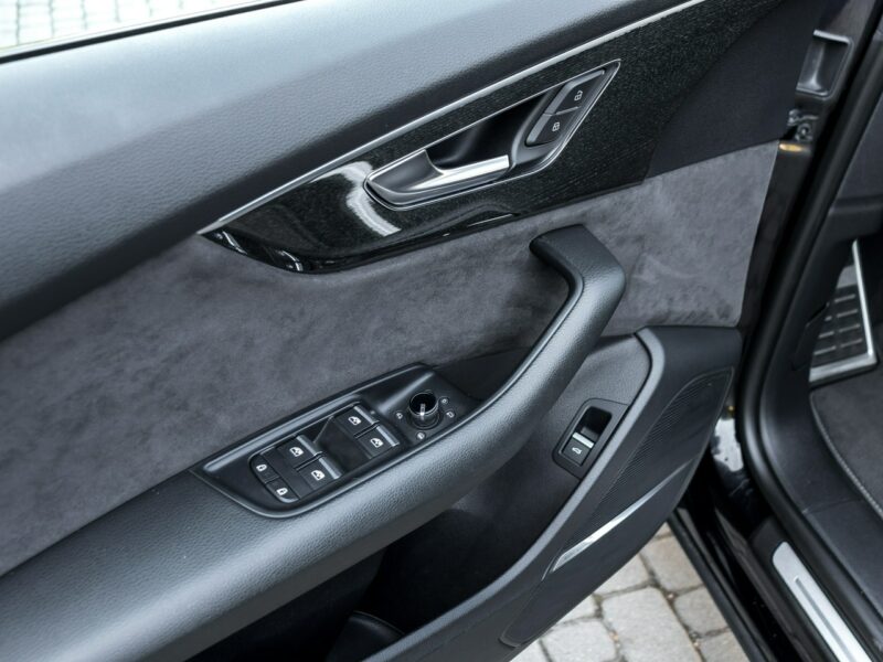Audi Q8 3.0_Diesel_286KM_117 tyś km