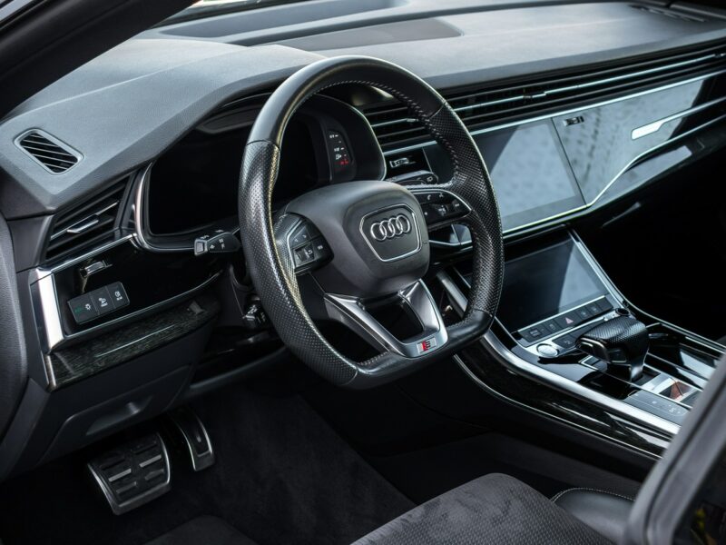 Audi Q8 3.0_Diesel_286KM_117 tyś km