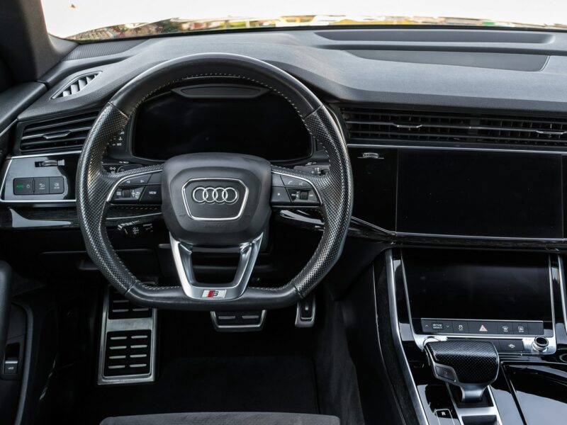 Audi Q8 3.0_Diesel_286KM_117 tyś km