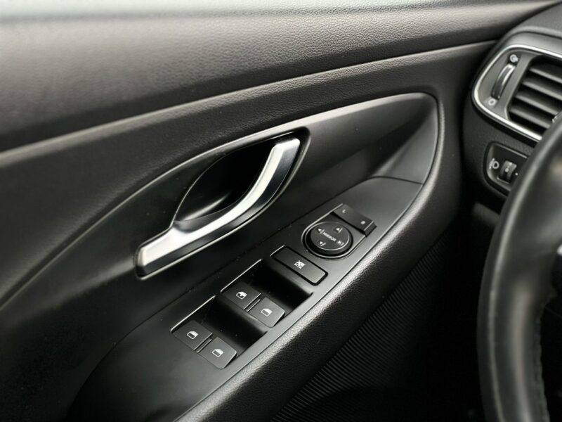 Hyundai i30 Salon Polska Poleasingowy I właściciel Serwis ASO VAT 23% Bezwypadkowy III (2017-)