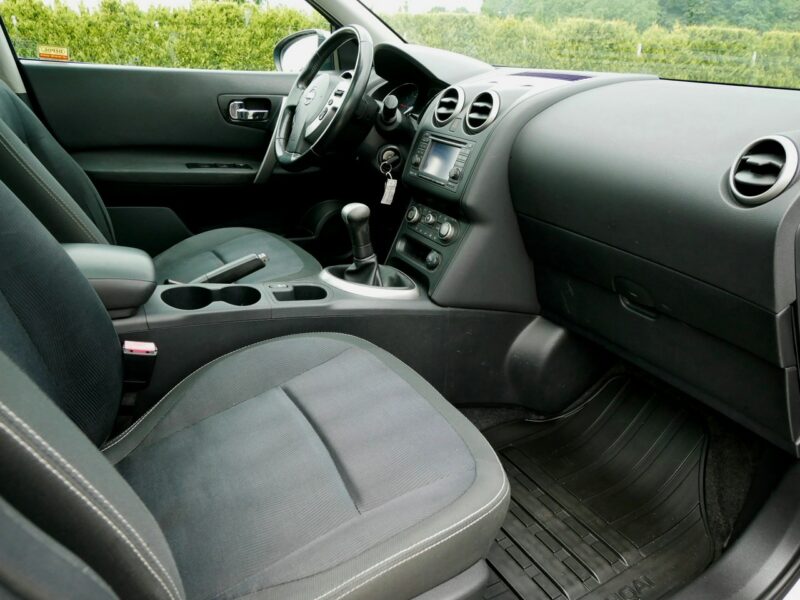 Nissan Qashqai 1.6 114KM -Navi -Panorama -Kraj -2gi Właściciel +Koła zima I (2007-2013)