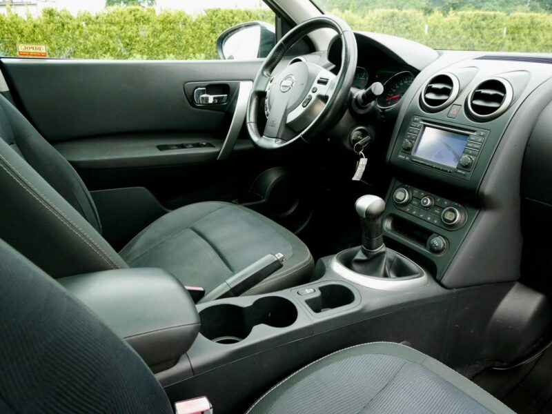Nissan Qashqai 1.6 114KM -Navi -Panorama -Kraj -2gi Właściciel +Koła zima I (2007-2013)