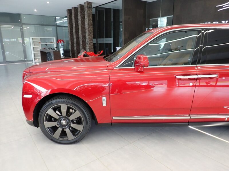 Rolls-Royce inny