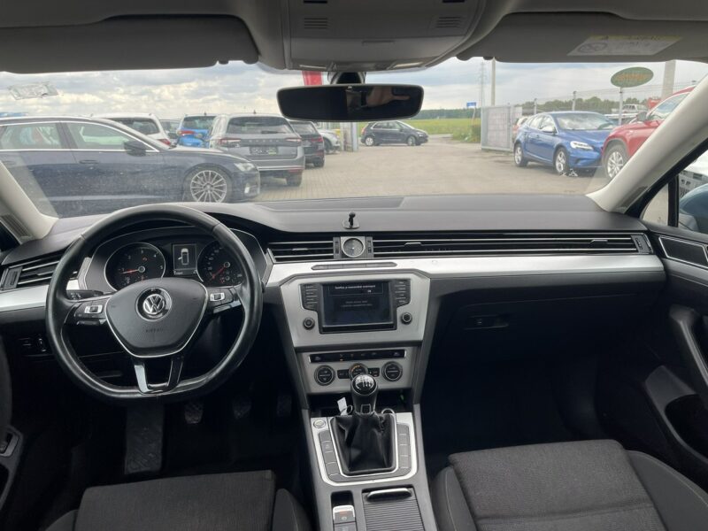 Volkswagen Passat Climatronic Comfortline B8 (2014-2023)