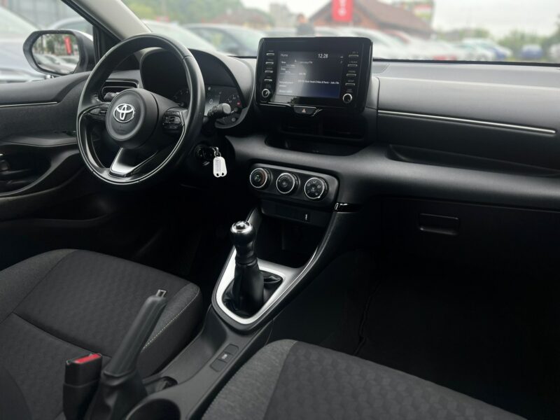 Toyota Yaris Salon Polska Poleasingowy I właściciel Serwis ASO VAT 23% Bezwypadkowy IV (2020-)