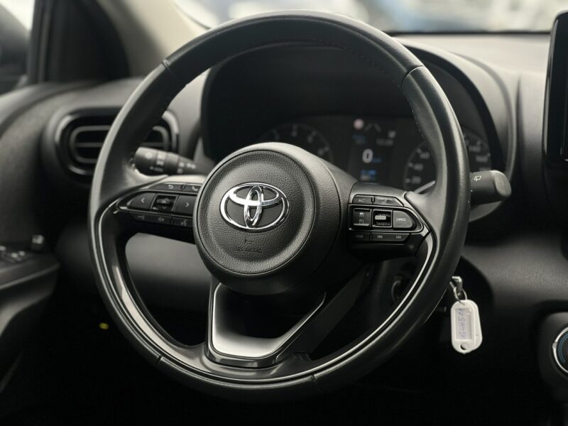 Toyota Yaris Salon Polska Poleasingowy I właściciel Serwis ASO VAT 23% Bezwypadkowy IV (2020-)
