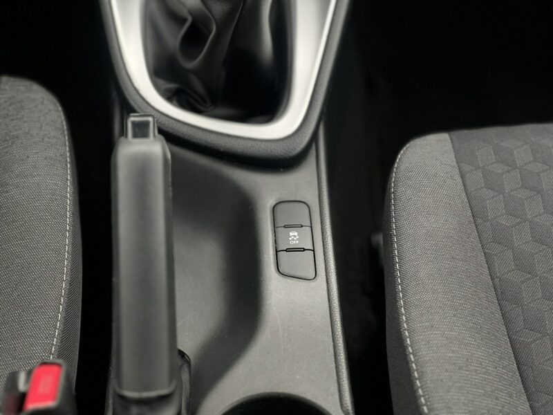 Toyota Yaris Salon Polska Poleasingowy I właściciel Serwis ASO VAT 23% Bezwypadkowy IV (2020-)