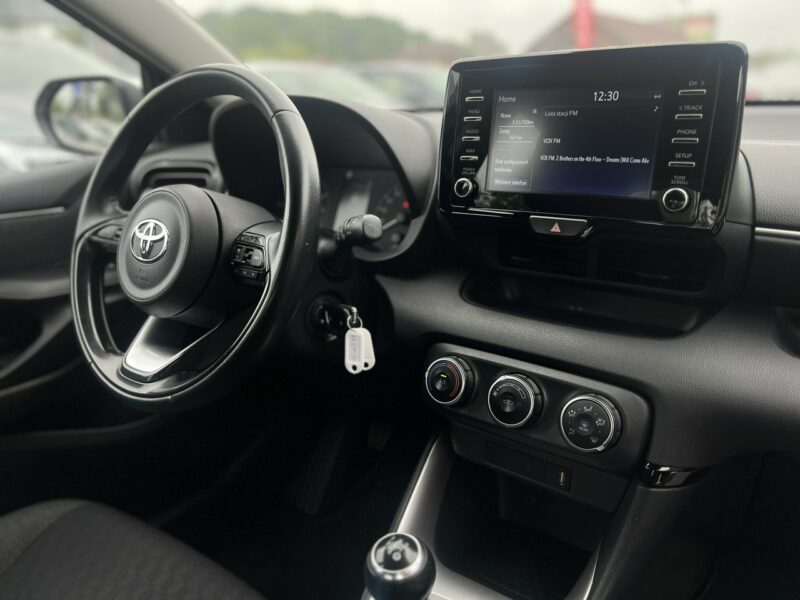 Toyota Yaris Salon Polska Poleasingowy I właściciel Serwis ASO VAT 23% Bezwypadkowy IV (2020-)