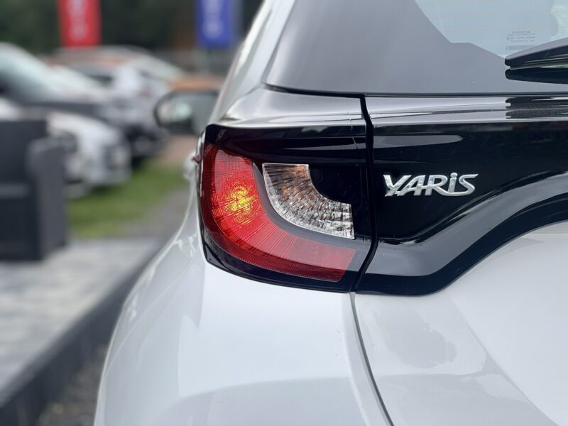 Toyota Yaris Salon Polska Poleasingowy I właściciel Serwis ASO VAT 23% Bezwypadkowy IV (2020-)