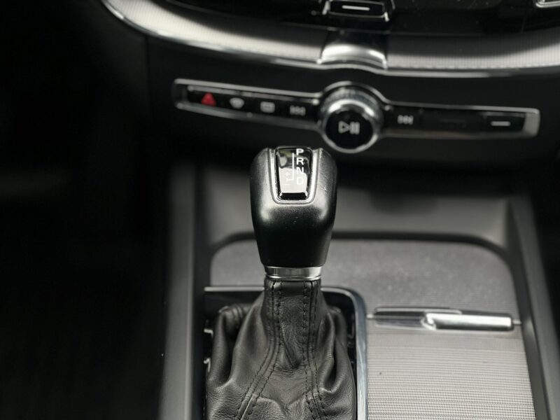 Volvo XC 60 Salon Polska Poleasingowy I właściciel Serwis ASO VAT 23% Bezwypadkowy II (2017-)
