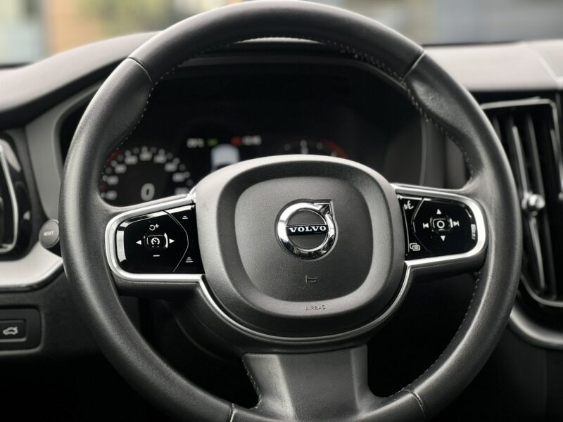 Volvo XC 60 Salon Polska Poleasingowy I właściciel Serwis ASO VAT 23% Bezwypadkowy II (2017-)