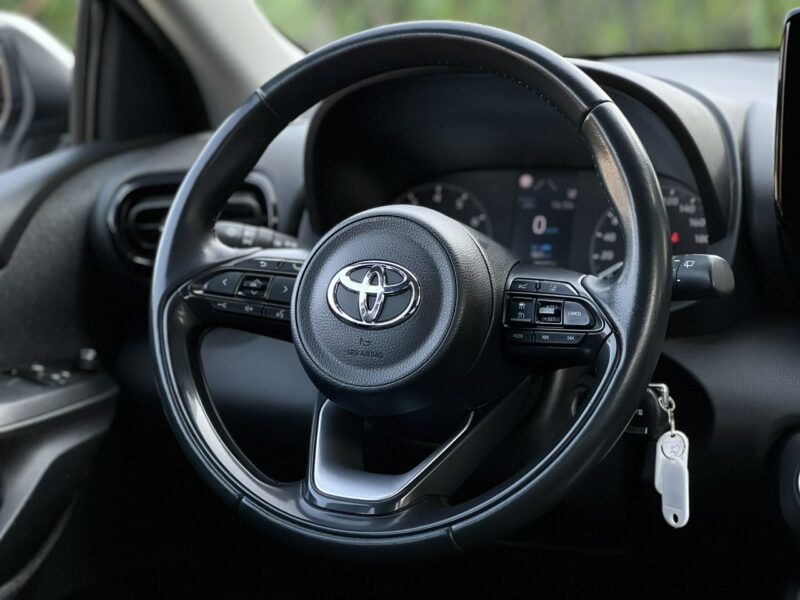 Toyota Yaris Salon Polska Poleasingowy I właściciel Serwis ASO VAT 23% Bezwypadkowy IV (2020-)