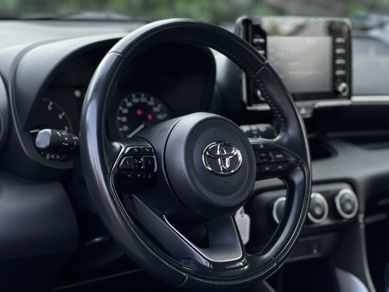 Toyota Yaris Salon Polska Poleasingowy I właściciel Serwis ASO VAT 23% Bezwypadkowy IV (2020-)