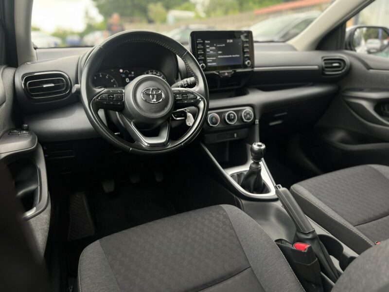 Toyota Yaris Salon Polska Poleasingowy I właściciel Serwis ASO VAT 23% Bezwypadkowy IV (2020-)
