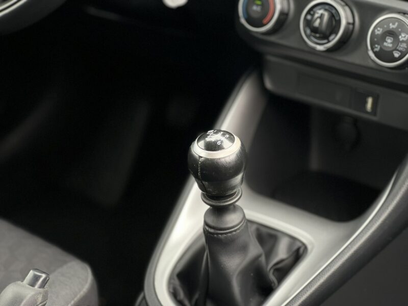 Toyota Yaris Salon Polska Poleasingowy I właściciel Serwis ASO VAT 23% Bezwypadkowy IV (2020-)