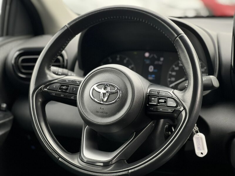 Toyota Yaris Salon Polska Poleasingowy I właściciel Serwis ASO VAT 23% Bezwypadkowy IV (2020-)