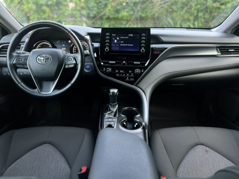 Toyota Camry Toyota Camry 2.5 218KM Hybrid Comfort CVT Salon Polska FV23% ASO VIII (2016-2018)