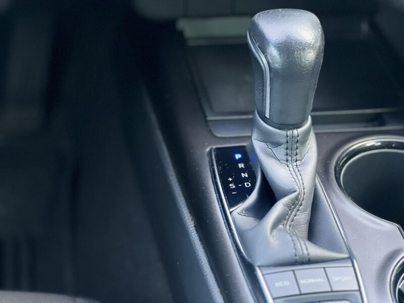 Toyota Camry Toyota Camry 2.5 218KM Hybrid Comfort CVT Salon Polska FV23% ASO VIII (2016-2018)