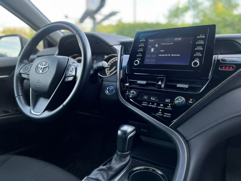 Toyota Camry Toyota Camry 2.5 218KM Hybrid Comfort CVT Salon Polska FV23% ASO VIII (2016-2018)