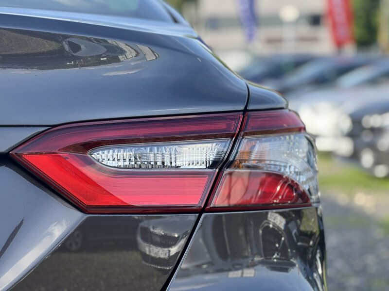 Toyota Camry Toyota Camry 2.5 218KM Hybrid Comfort CVT Salon Polska FV23% ASO VIII (2016-2018)