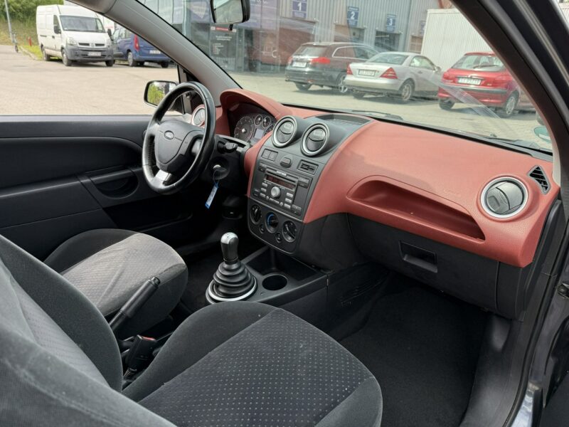 Ford Fiesta ZAMIEŃ swoje auto * Dowóz cała Polska * Zostaw swoje w rozliczeniu Mk6 (2002-2008)