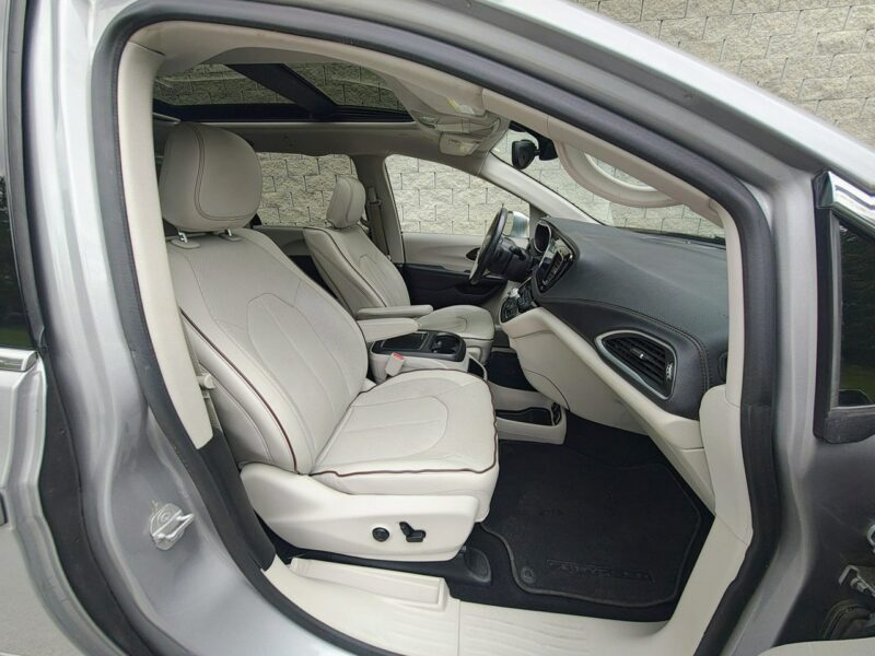 Chrysler Pacifica