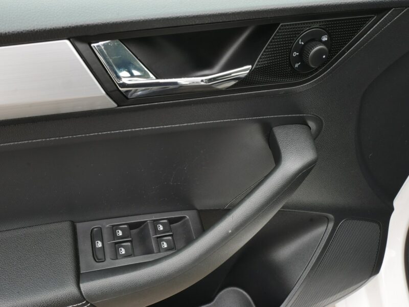 Škoda RAPID 1.0 TSI 110KM Eu6 Ambition -Kraj -2 Własc -Serwis ASO -Zoobacz