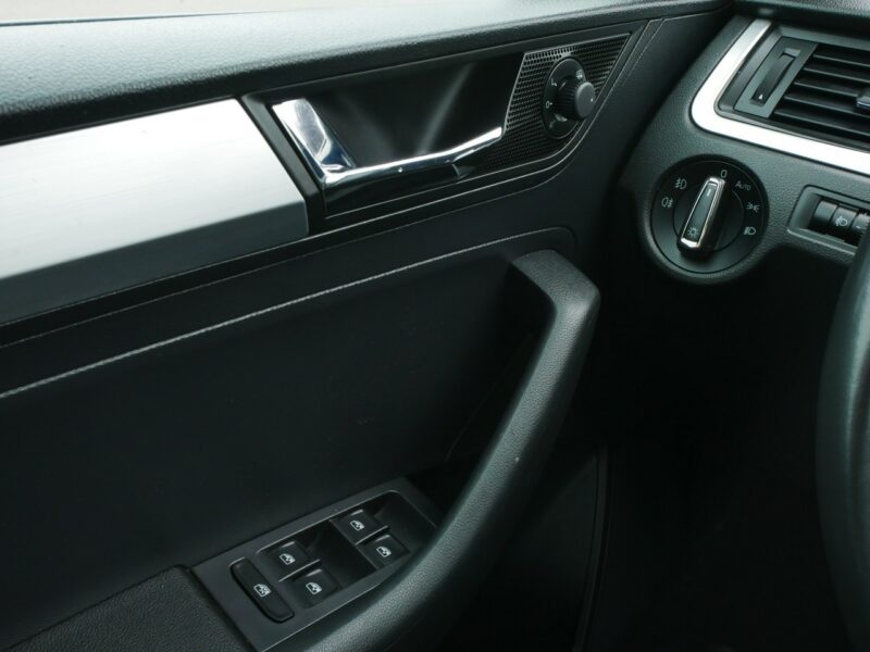 Škoda RAPID 1.0 TSI 110KM Eu6 Ambition -Kraj -2 Własc -Serwis ASO -Zoobacz