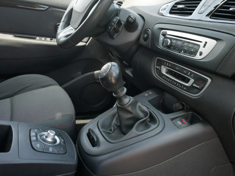 Renault Scenic 1.5 DCI 95KM -Navi -Nowy rozrząd kpl -Niski przebieg -Zobacz III (2009-2016)