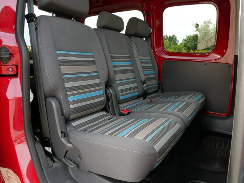 Volkswagen Caddy FL 1.6 TDI 102KM Eu5 Maxi -7 Osób -7 Fot. +Koła zima -Nowy rozrząd III (2004-)
