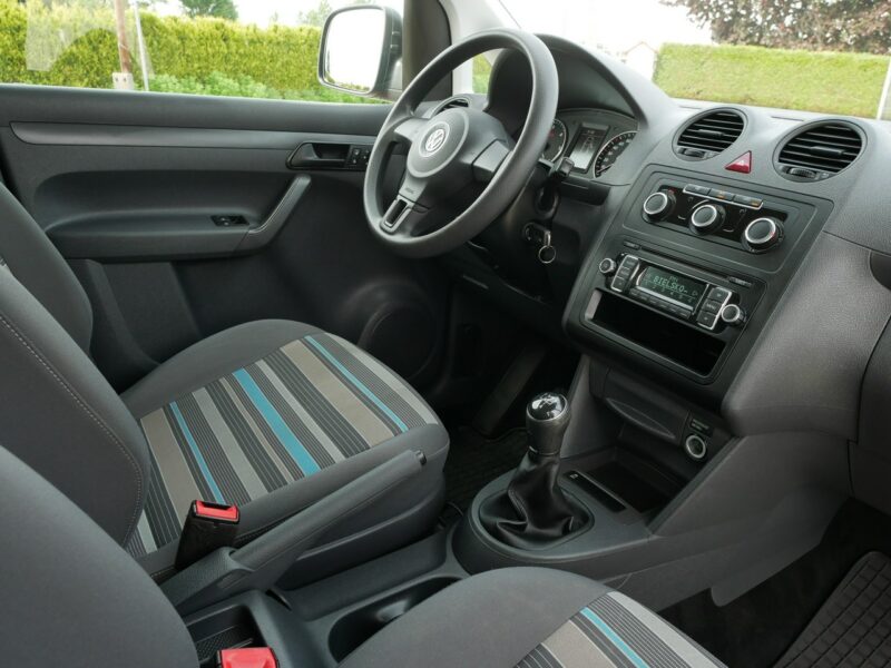 Volkswagen Caddy FL 1.6 TDI 102KM Eu5 Maxi -7 Osób -7 Fot. +Koła zima -Nowy rozrząd III (2004-)