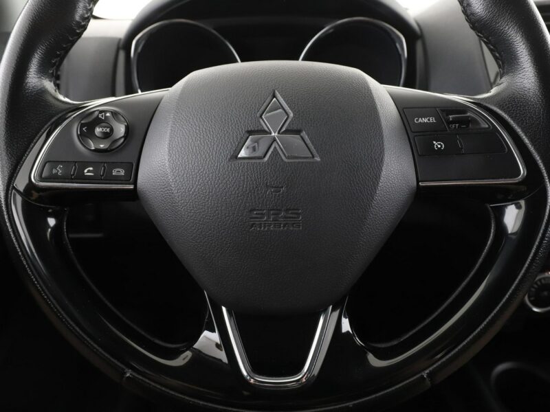 Mitsubishi ASX klima auto kamera cofania grzane fotele