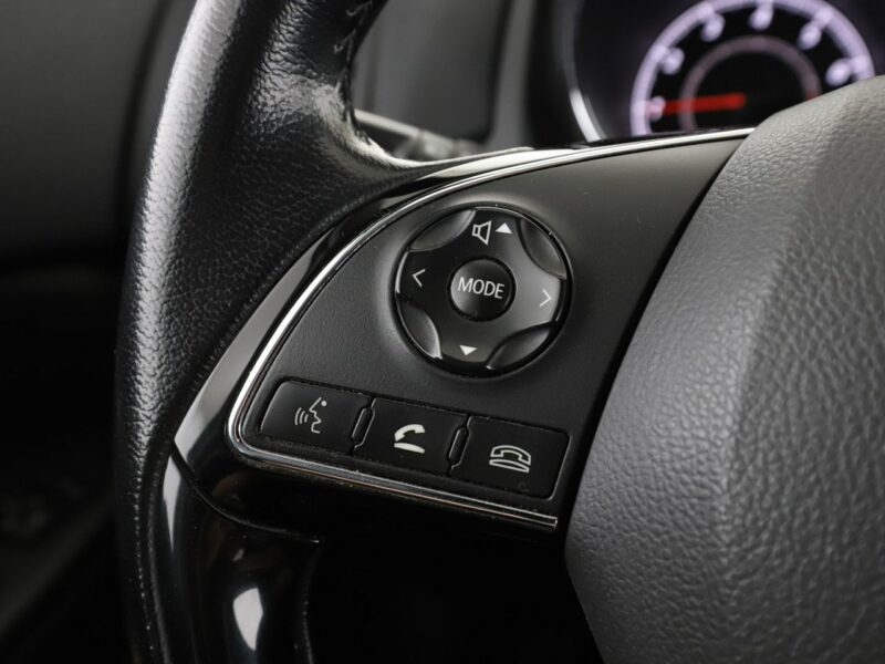 Mitsubishi ASX klima auto kamera cofania grzane fotele