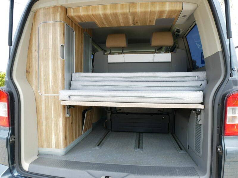 Volkswagen California 2.5 TDI 174KM Eu4 California - 5 Osób -Kamper -Camper -Specjalny (2003-)